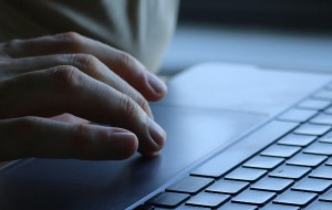 MTLCompilerService Mac High CPU
